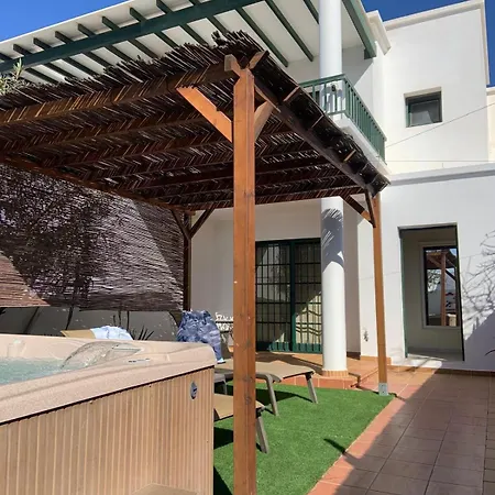 Holiday home Gecko House
